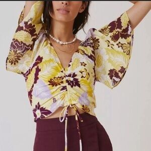 Maeve Anthropologie BNWT Yellow Floral Front Flutter Sleeve V neck Top